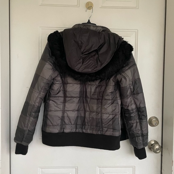 Eddie Bauer Ladies Down Jacket with Faux Fur Hood size S - Picture 10 of 10